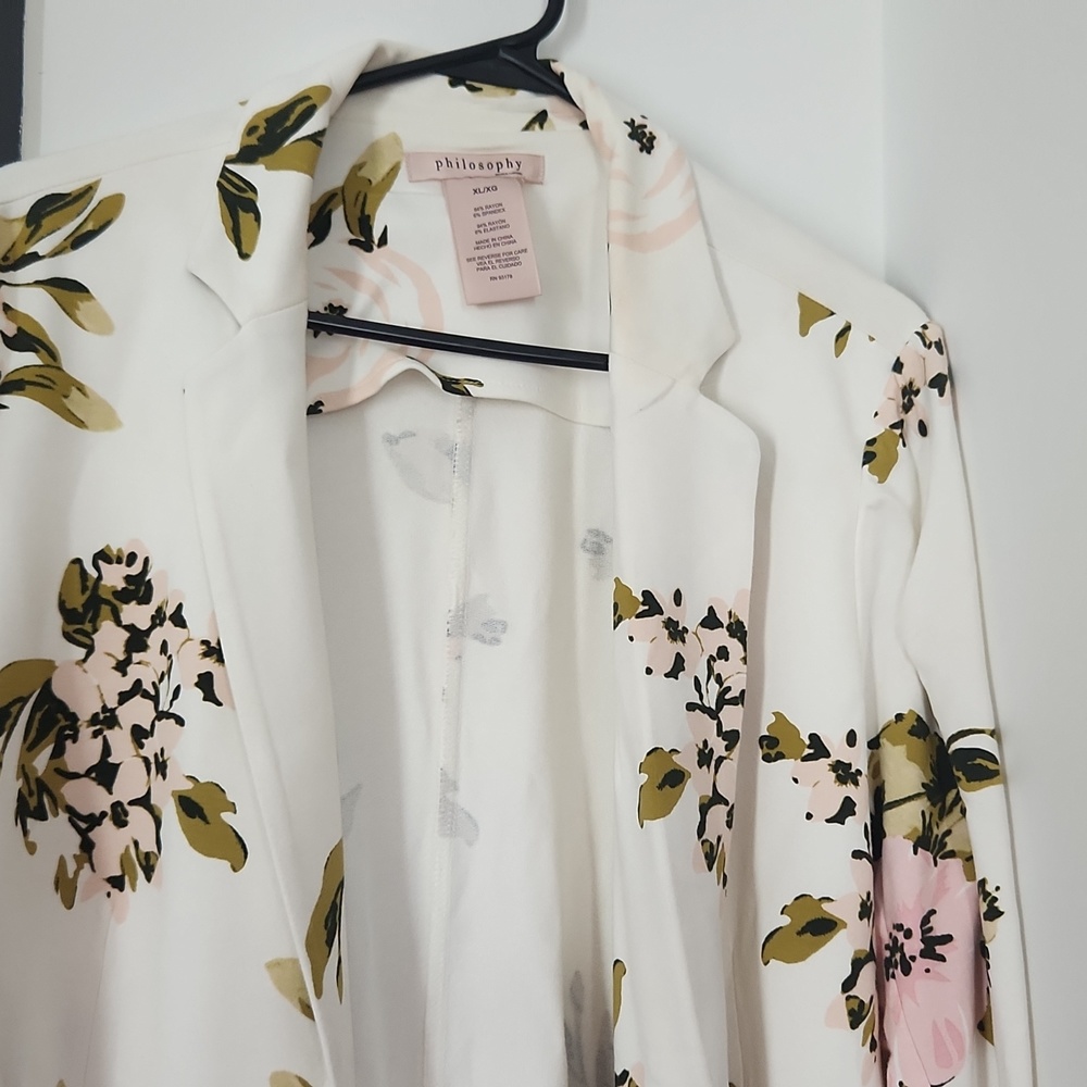 Jacket - Picture 2 of 4
